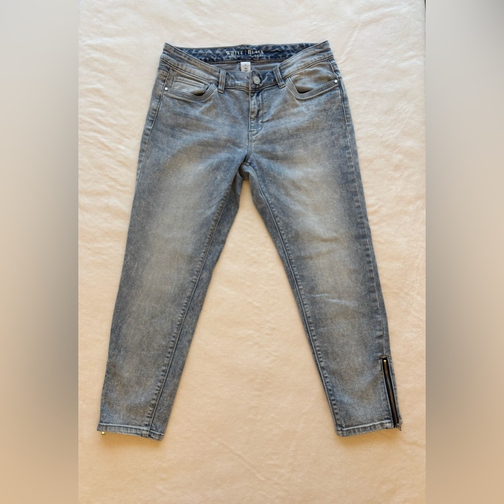 White House Black Market Crop Leg Zipper Hem Jeans Size 6